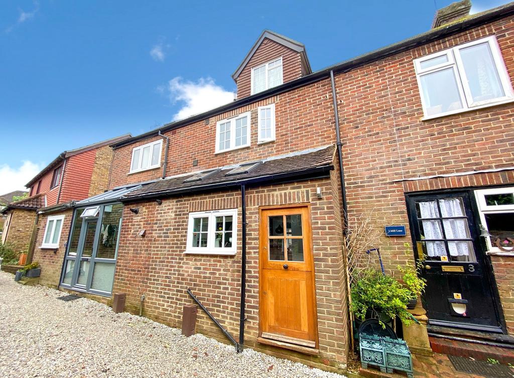 Mill Lane, Limpsfield Chart, Oxted... 2 bed terraced house £465,000