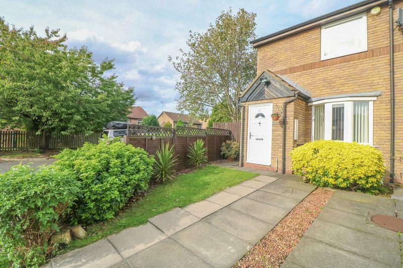 Tyne View Place, Gateshead 2 bed terraced house £550 pcm (£127 pw)