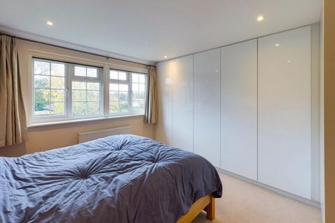 75 Breech Lane, Walton On The Hill, Tadworth, KT20 7SJ