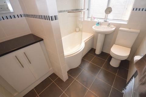 98 Highfield Road, Widnes, WA8 7DH