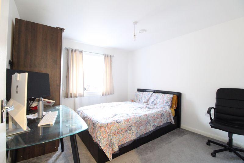 Two bedroom apartment on John Street, Luton 2 bed flat for ...