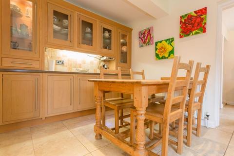 Utopia Back Street, Thornborough, Buckingham, MK18 2DH