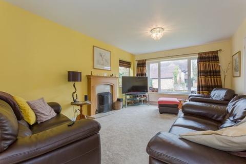 Utopia Back Street, Thornborough, Buckingham, MK18 2DH