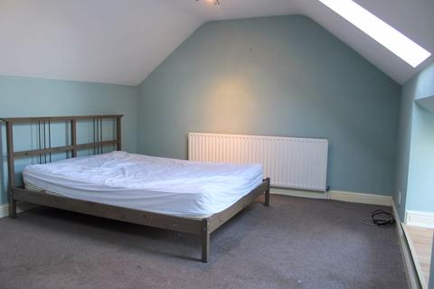 152 Bedfont Lane, Feltham, TW14 9NJ