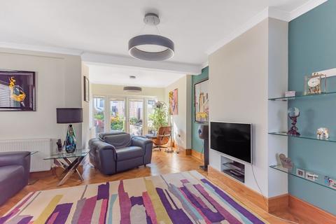 50 Garth Close, Morden, SM4 4NN