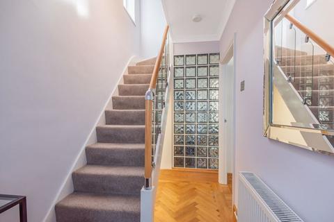 50 Garth Close, Morden, SM4 4NN