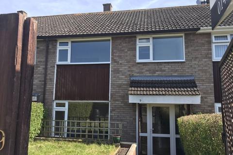 3 bedroom semi-detached house to rent, Kilpeck Avenue, Hereford