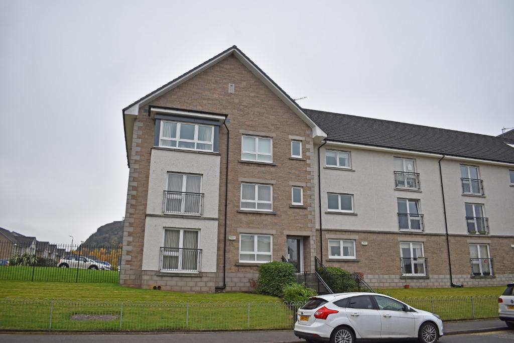 Leven Street, Dumbarton, West Dunbartonshire, G82 2 bed flat £129,995