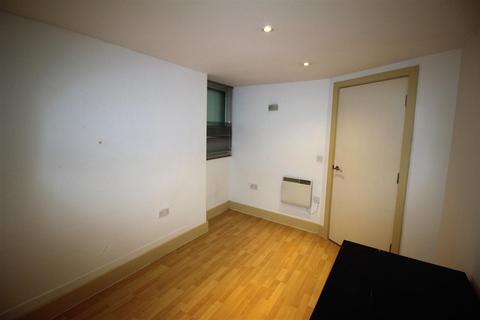 2 bedroom apartment to rent - Great Moor Street, Bolton