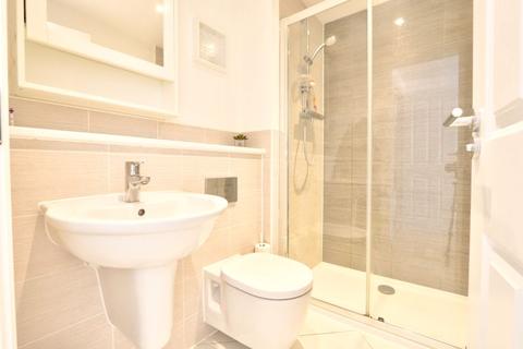 38 Knights Meadow, North Baddesley, Southampton, SO52 9AF