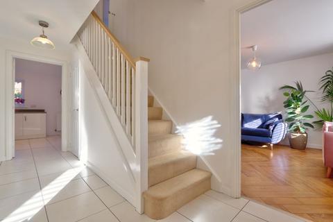 38 Knights Meadow, North Baddesley, Southampton, SO52 9AF