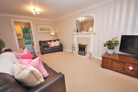 10 Hunt Close, Radcliffe On Trent, Nottingham, NG12 2EQ