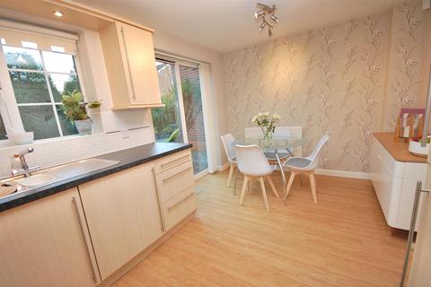 10 Hunt Close, Radcliffe On Trent, Nottingham, NG12 2EQ