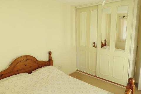 9 Wendover Close, Hayes, UB4 9RQ