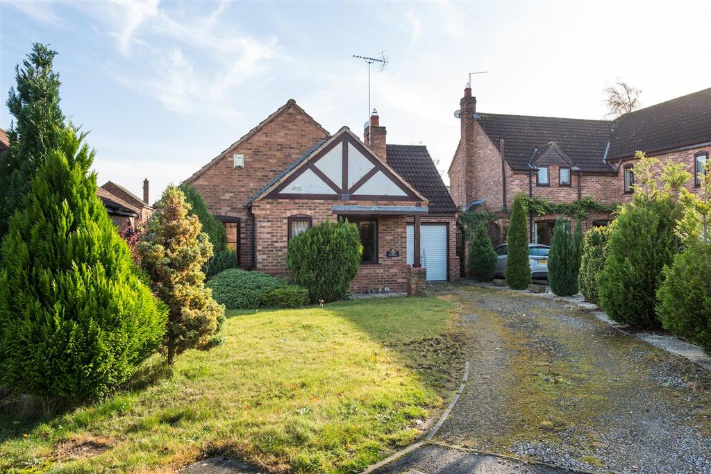 Towthorpe Road, Haxby, York 2 bed bungalow £315,000