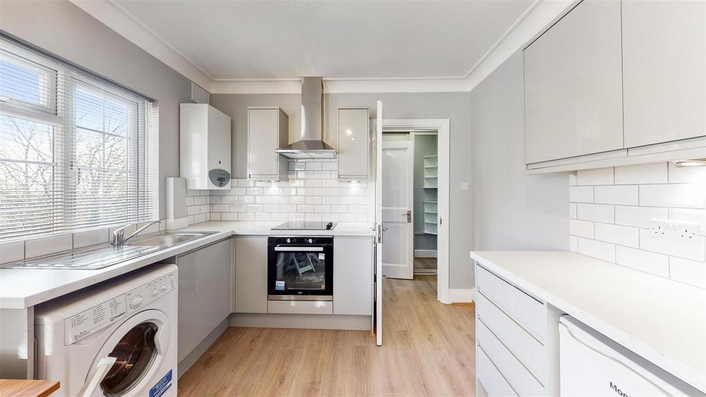 Herga Court Sudbury Hill 11072020 201528.jpg