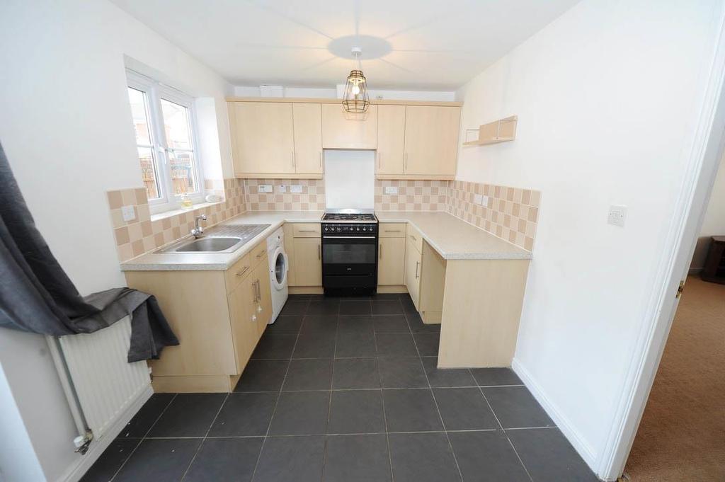 Darwin Drive, Brough With St. Giles, Catterick Garrison 3 bed end of