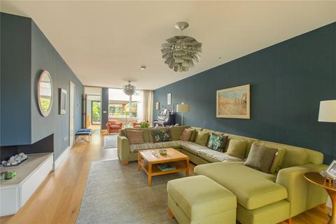 4 Aberdeen Avenue, Cambridge, CB2 8DP