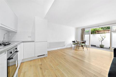 16 Richards Place, London, SW3 2LA
