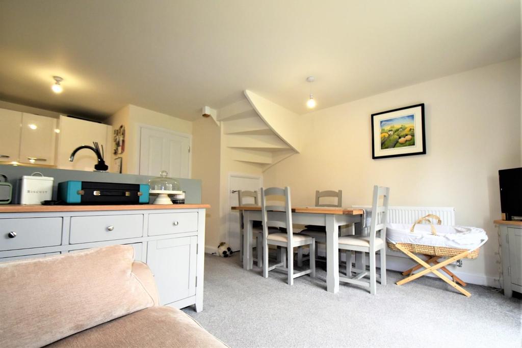 Kitchen/dining room/lounge