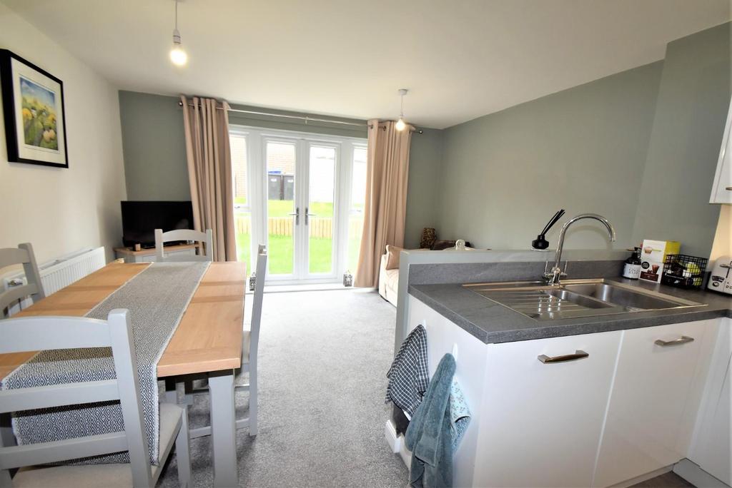 Kitchen/dining room/lounge