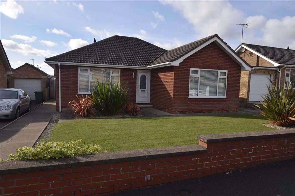 Beech Drive, Bridlington, East Yorkshire, YO16 2 bed detached bungalow