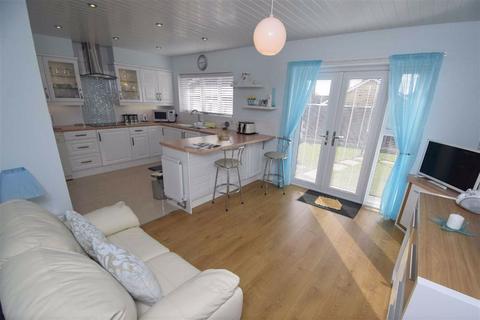 17 Beech Drive, Bridlington, YO16 6TP