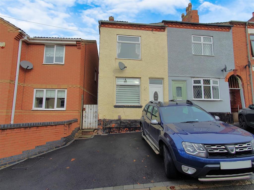 Leicester Road, Whitwick, Coalville 3 bed end of terrace house £145,000