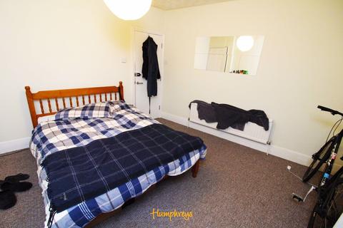 4 bedroom house to rent - Brickfield Road, Portswood - SO17