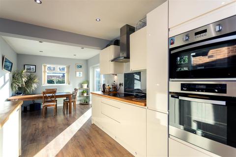 4 Pine Grove, Darlington, DL3 8JF