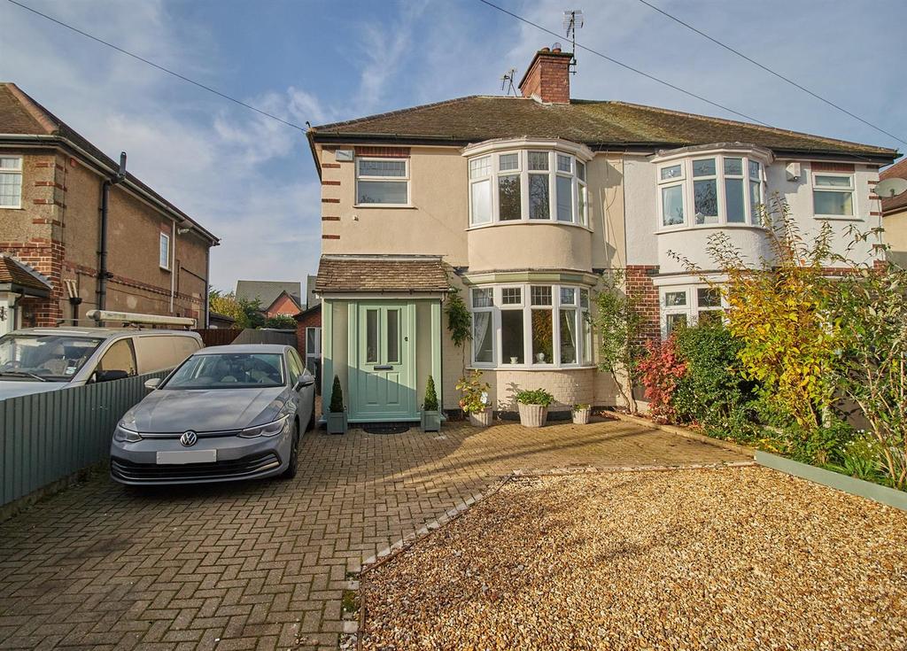 Wolvey Road, Burbage 3 bed semidetached house £320,000