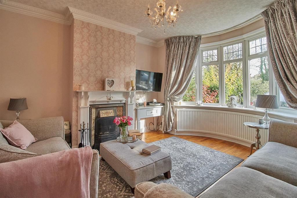 Wolvey Road, Burbage 3 bed semidetached house £320,000