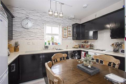 39 Kendall Place, Medbourne, Milton Keynes, MK5 6LR