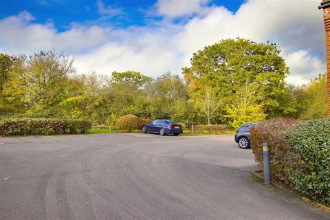 39 Kendall Place, Medbourne, Milton Keynes, MK5 6LR