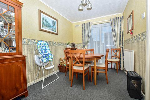 7 Riversdale, Northfleet, Gravesend, DA11 8SP