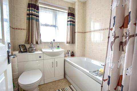 7 Riversdale, Northfleet, Gravesend, DA11 8SP