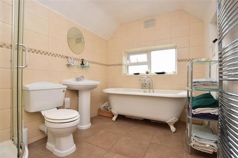 111 Eldon Road, Caterham, CR3 5JU
