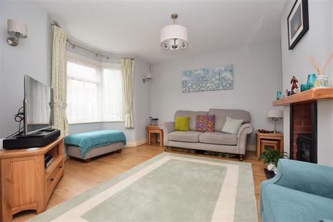 111 Eldon Road, Caterham, CR3 5JU
