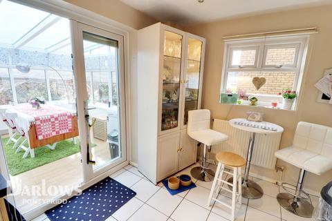 44 Brynderwen, Cilfynydd, Pontypridd, CF37 4EX