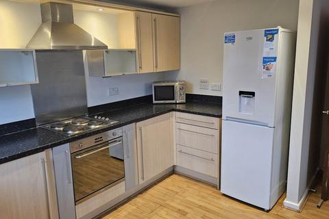 2 bedroom apartment to rent - Elmira Way, Salford M5