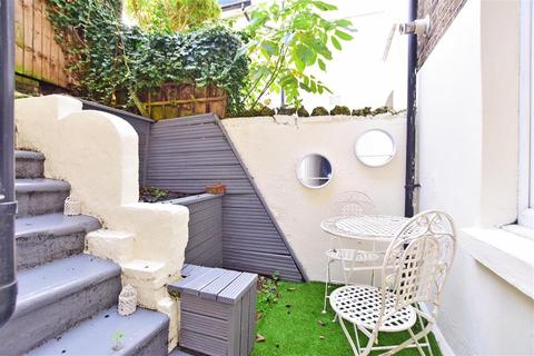 13a Alfred Road, Sutton, SM1 4RR