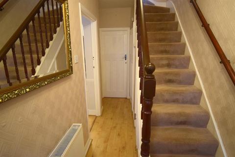 73 Boscombe Road, Worcester Park, KT4 8PJ