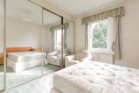 4 Baird Drive, Edinburgh, EH12 5SA