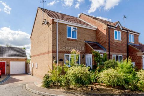8 Heron Way, Necton, Swaffham, PE37 8NQ