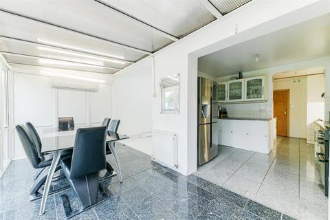26 Chatsworth Crescent, Hounslow, TW3 2PB