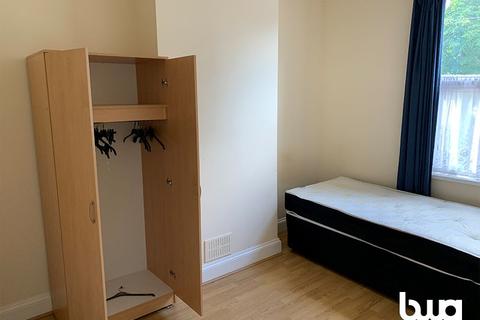 3 Dearman Road, Birmingham, B11 1HH