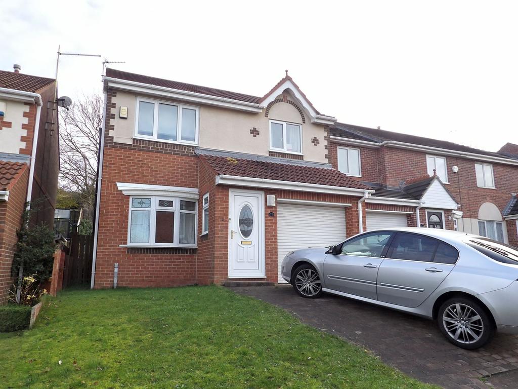 Beacon Glade, Marsden, South Shields, Tyne and Wear, NE34 7QU 3 bed