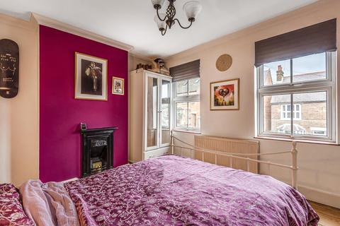 6 Alma Road, Chesham, HP5 3HB