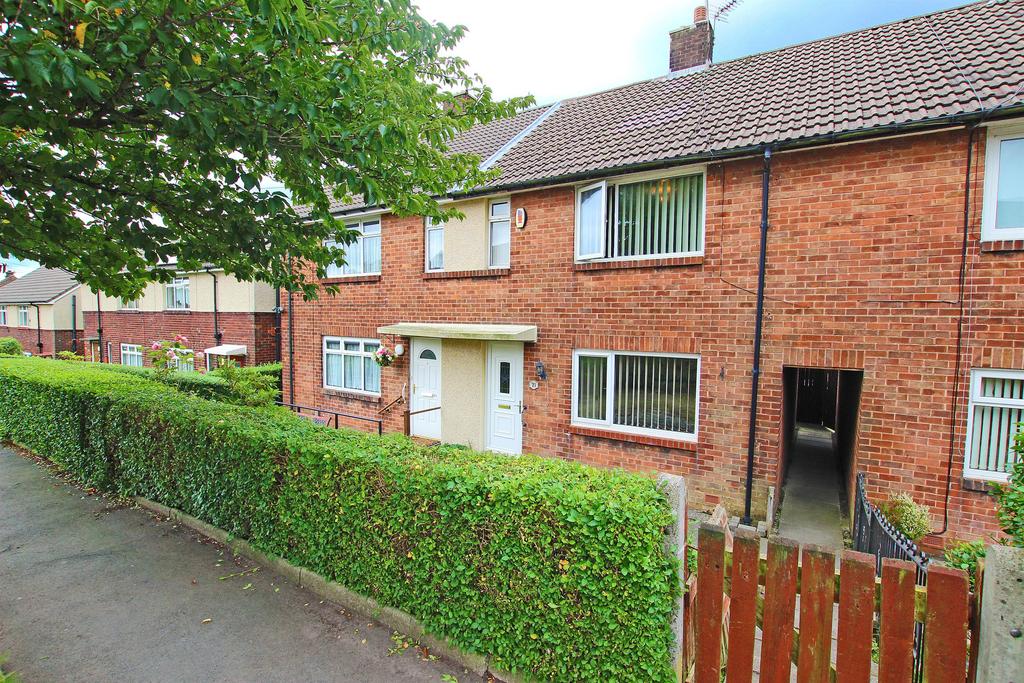 Birch Hall Avenue, Darwen, BB3 0JW 2 bed terraced house £525 pcm (£