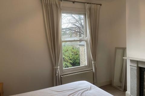 1 bedroom flat to rent, Warkworth Street, Cambridge, CB1 1EG